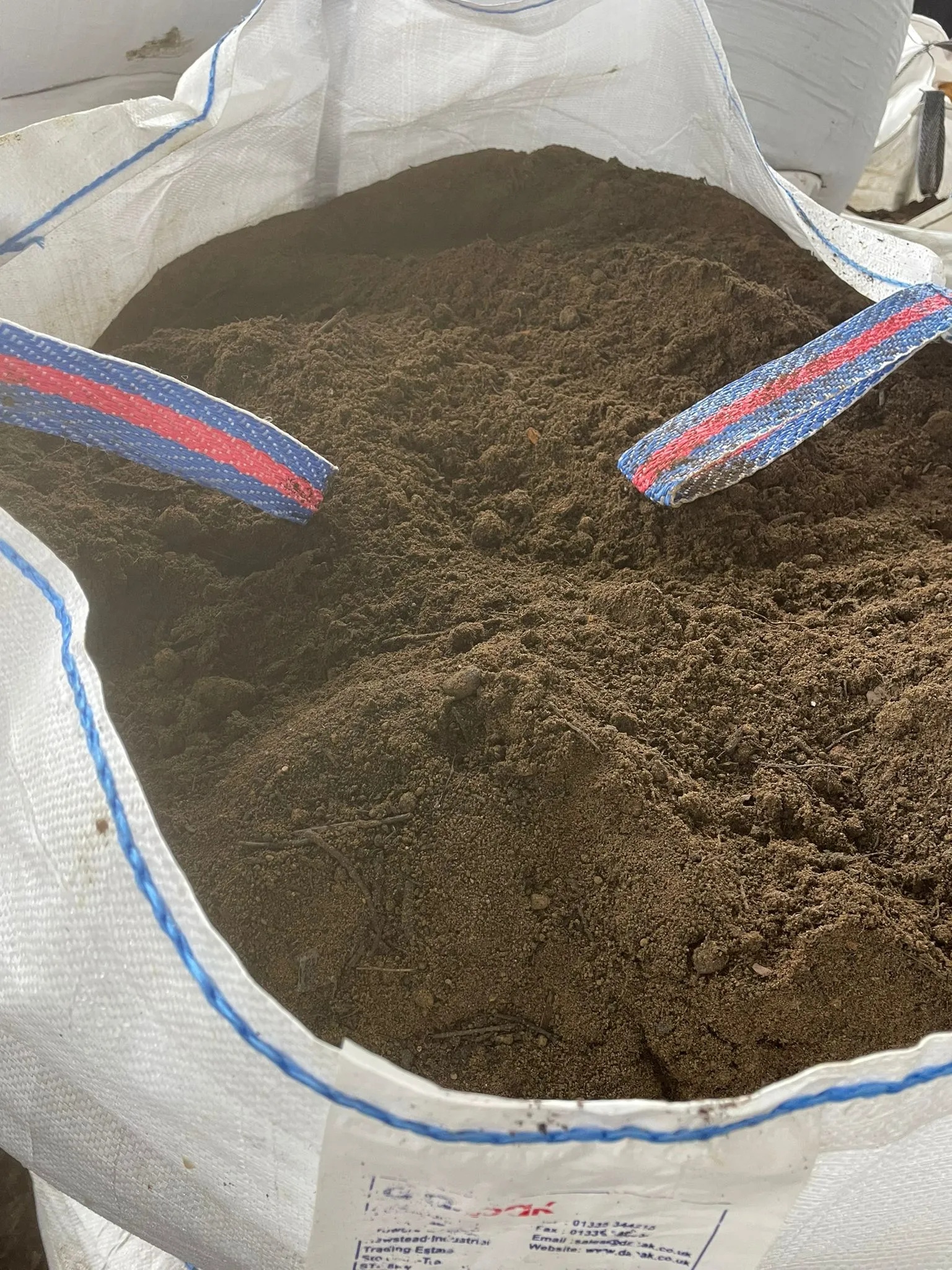 lorry around front of house